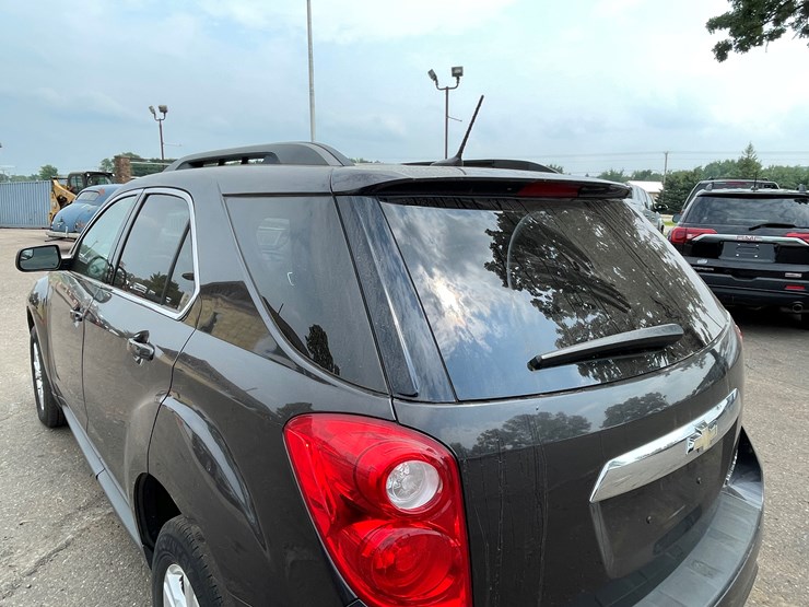 2013-chevrolet-equinox-lt-image-27