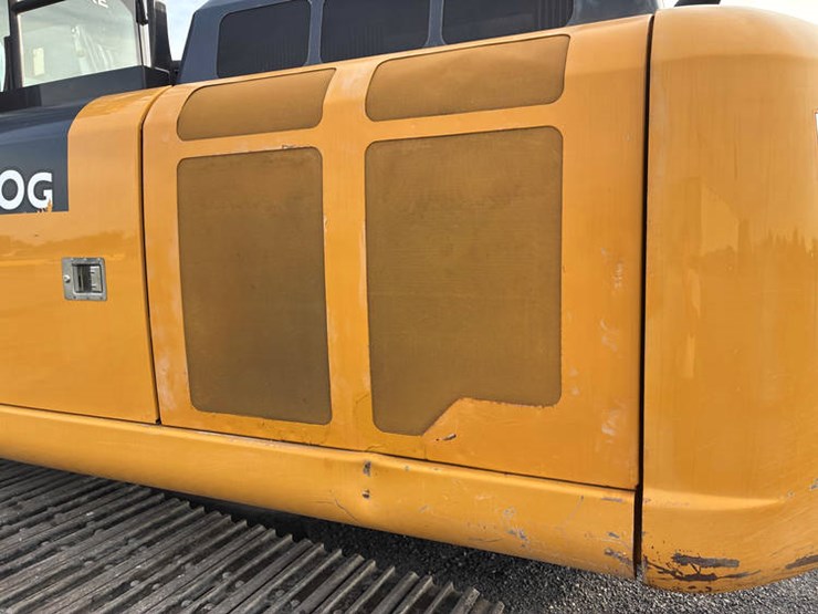 2021-john-deere-250-image-64