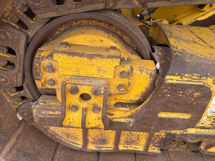2021-komatsu-d51ex-24-image-12
