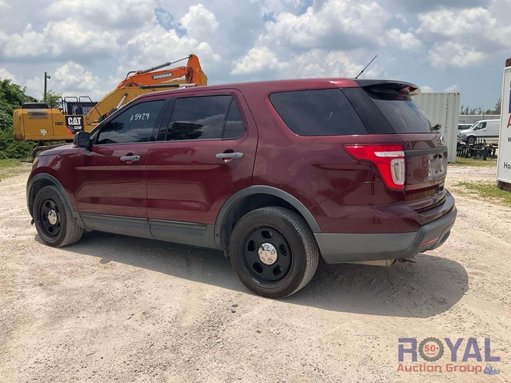 2015-ford-explorer-image-4