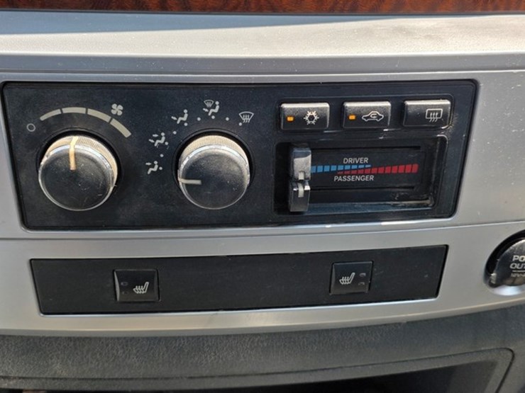 2006-dodge-ram-3500-image-74