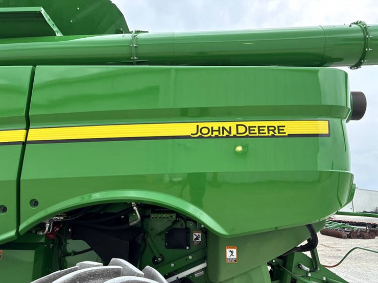 2016-john-deere-s680-image-37