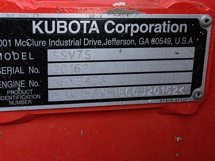 2016-kubota-ssv75-image-5