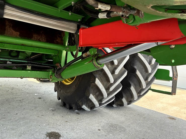 2016-john-deere-s680-image-15