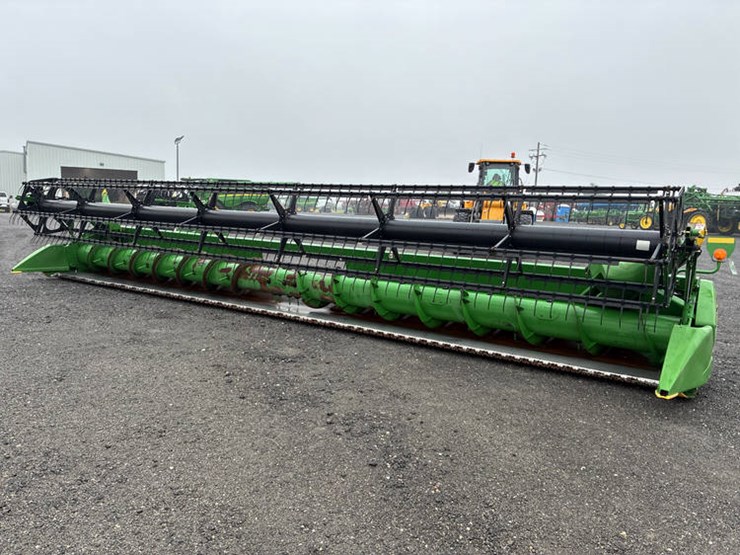 2013-john-deere-635f-image-4