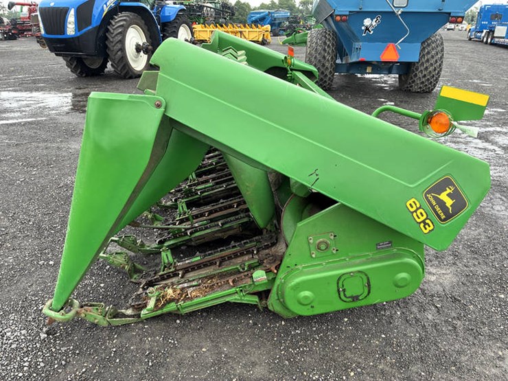 2001-john-deere-693-image-10