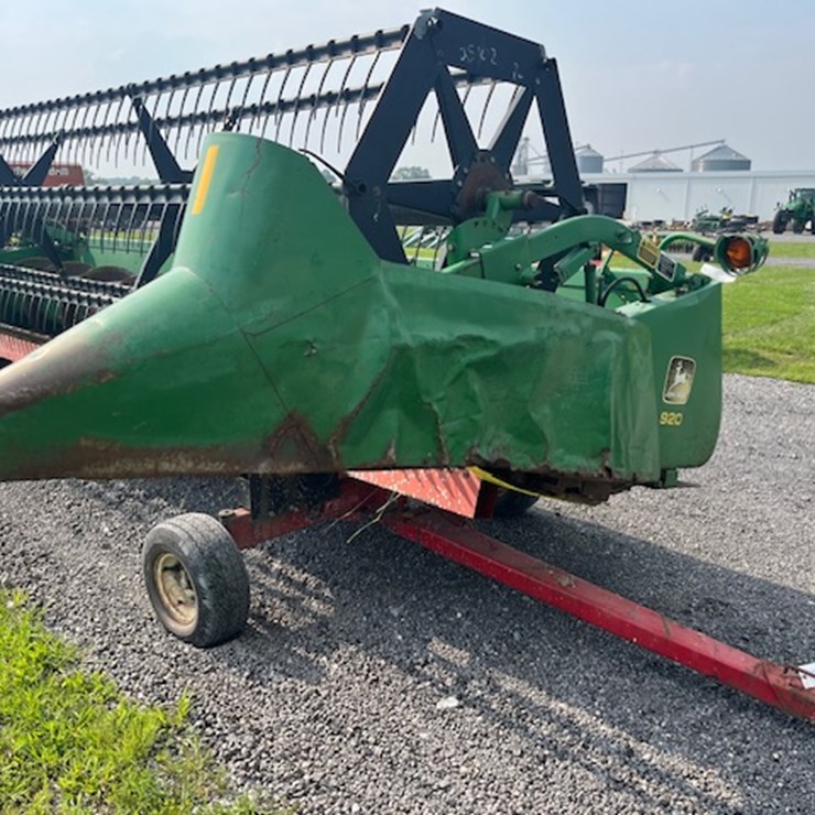 1992 JOHN DEERE 920