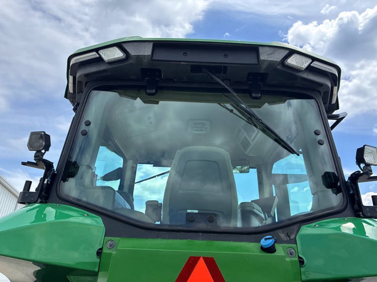 2021-john-deere-8rx-310-image-19