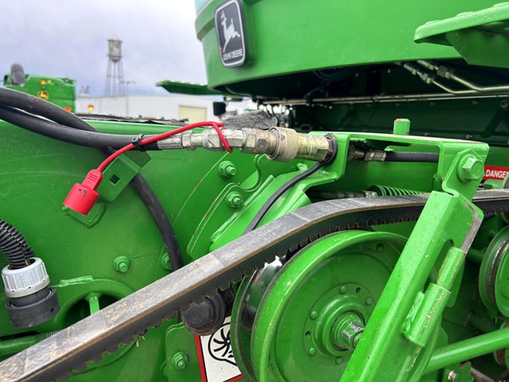 2001-john-deere-9550-image-28