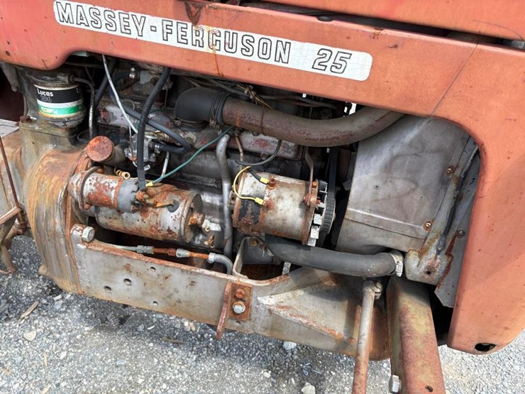 massey-ferguson-25-image-18