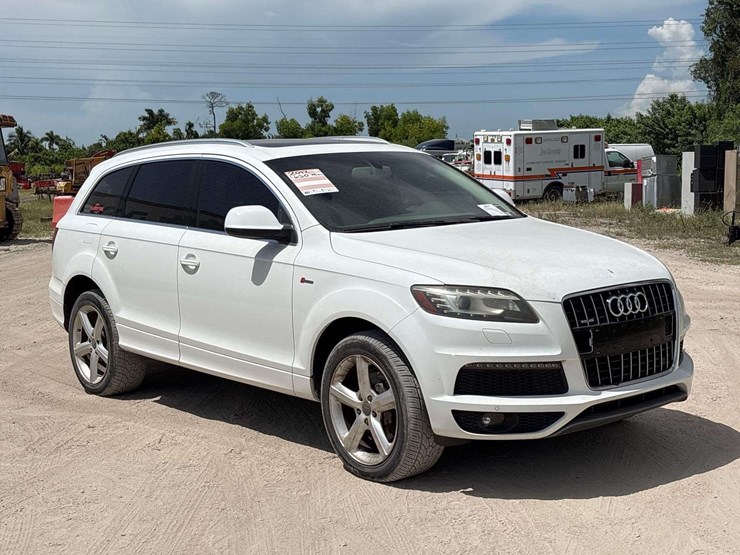 2012-audi-q7-image-2