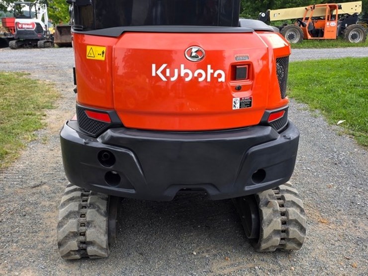 2021-kubota-kx033-4-image-19
