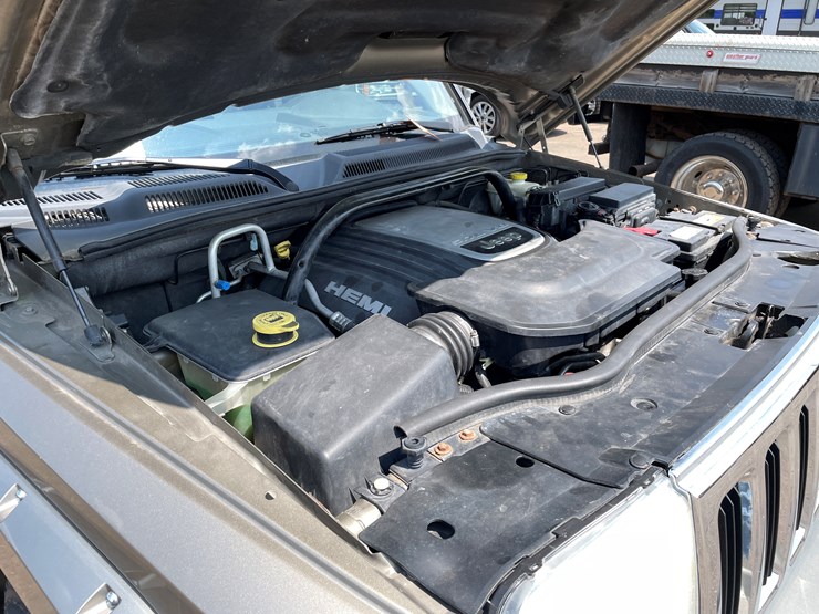 2006-jeep-commander-image-14
