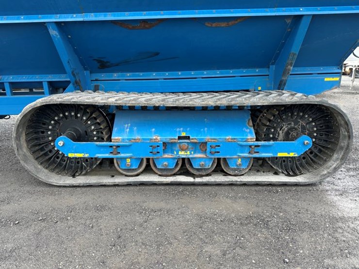 kinze-1050-image-6