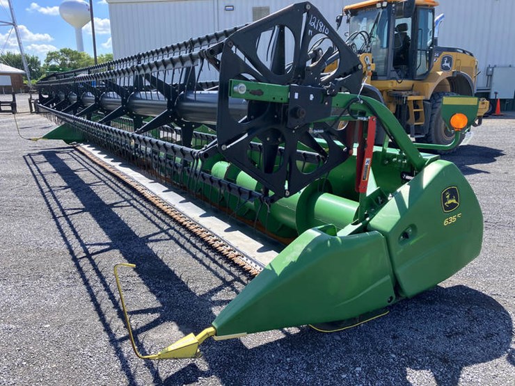 2015-john-deere-635f-image-3