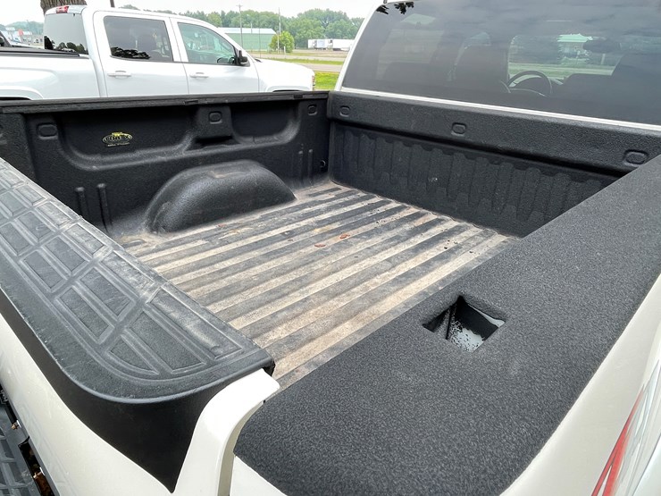 2012-gmc-1500-image-36