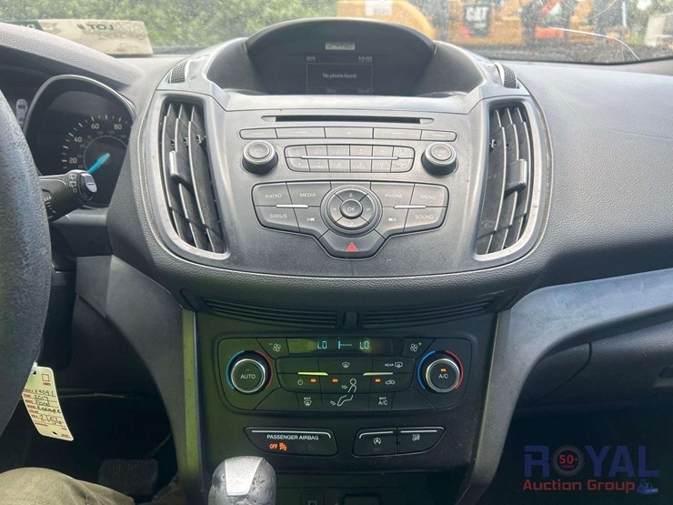 2017-ford-escape-image-13