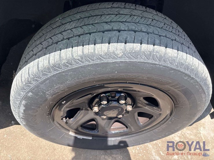 2019-chevrolet-tahoe-image-24