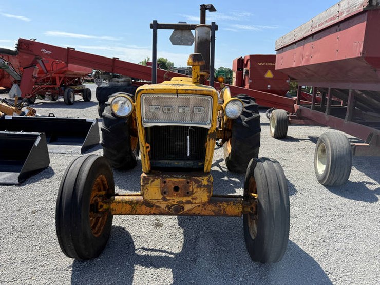 ford-4400-image-3