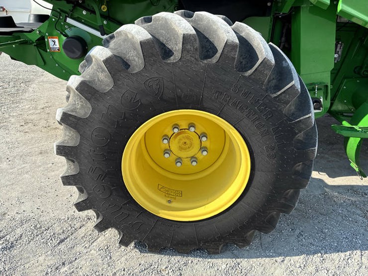 2016-john-deere-s680-image-53