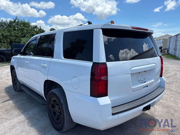 2019-chevrolet-tahoe-image-4