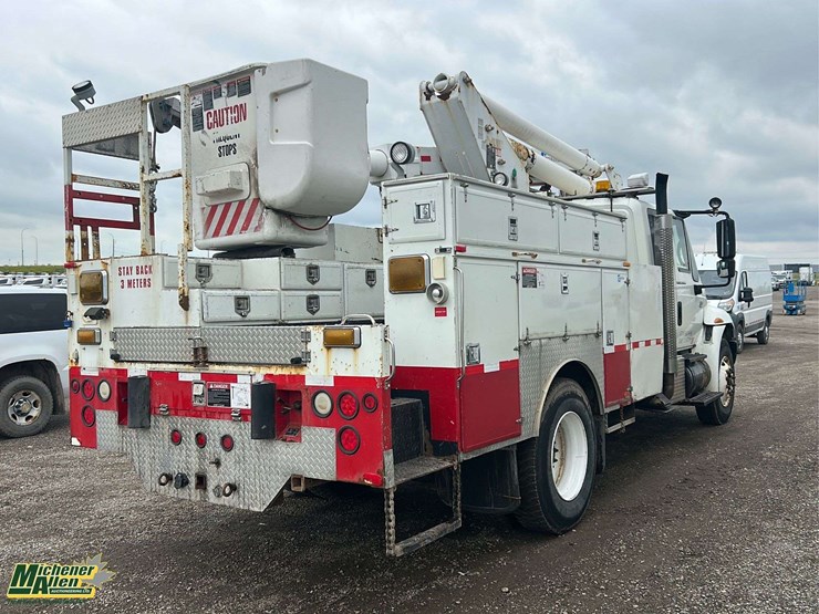 2006-international-durastar-4300-image-19