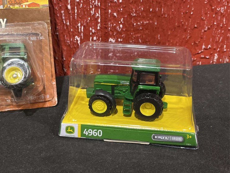 john-deere-64-image-2