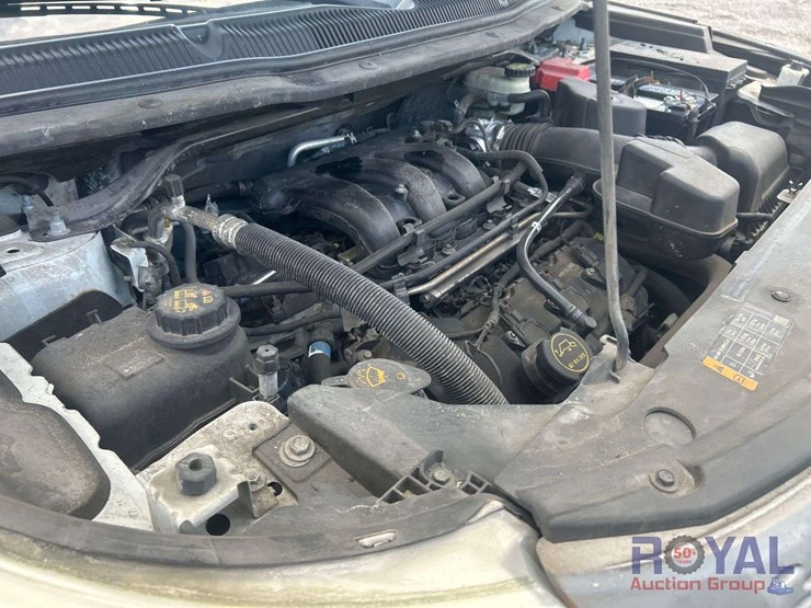 2014-ford-explorer-image-16