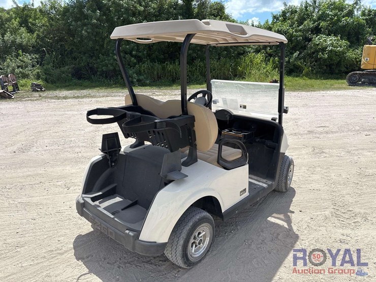 2020-ez-go-elite-rxv-electric-golf-cart-image-3