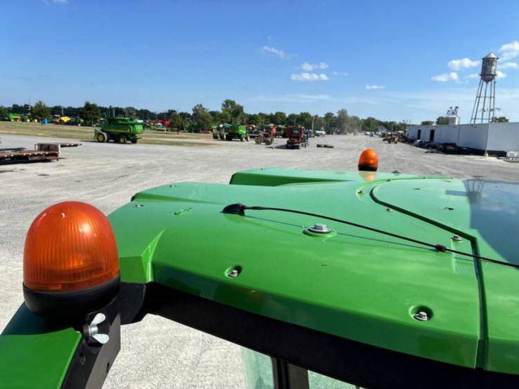 2013-john-deere-s670-image-101