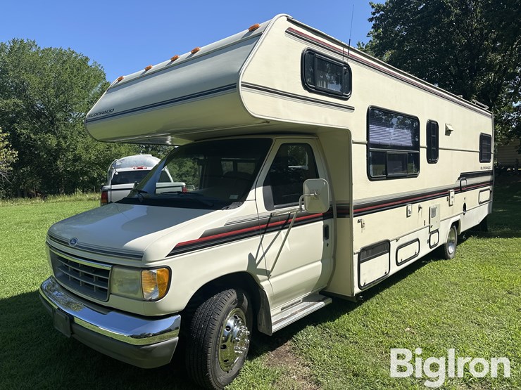 1992-ford-e350-image-1