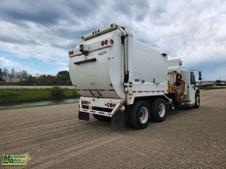 2017-international-workstar-7400-image-4