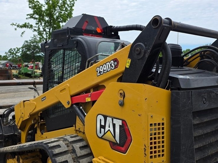 2020-caterpillar-299d3-xe-image-23