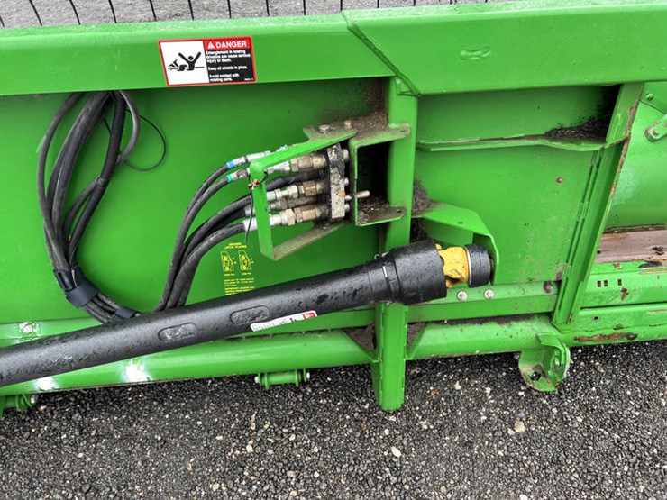 2012-john-deere-635f-image-18