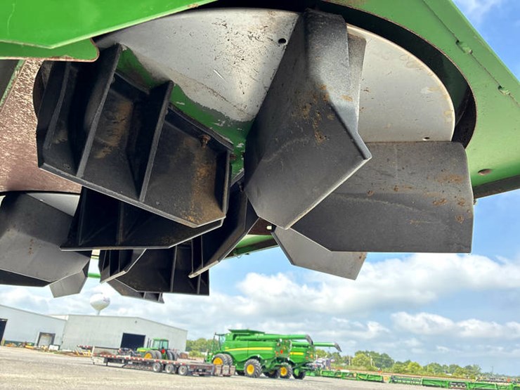 2015-john-deere-s680-image-77