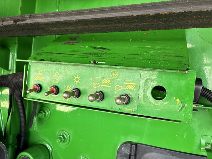 2017-john-deere-s680-image-69