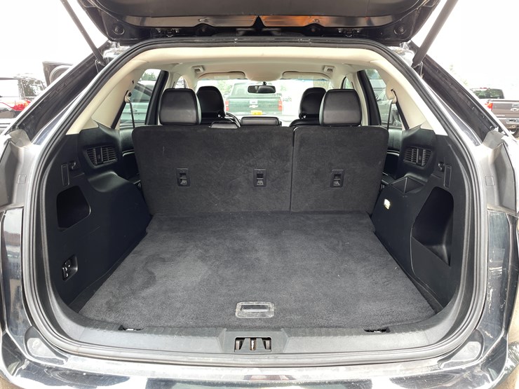 2016-ford-edge-sel-image-62