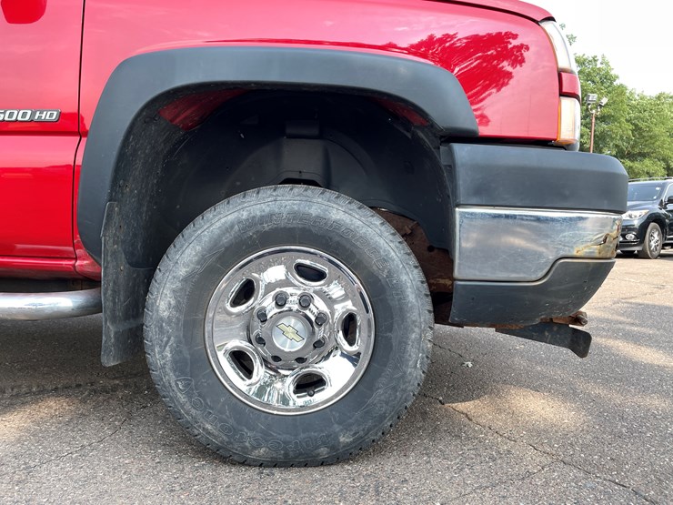 2006-chevrolet-silverado-2500-image-31