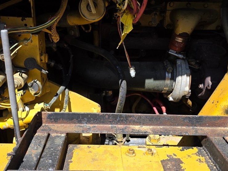 1997-caterpillar-953c-image-44