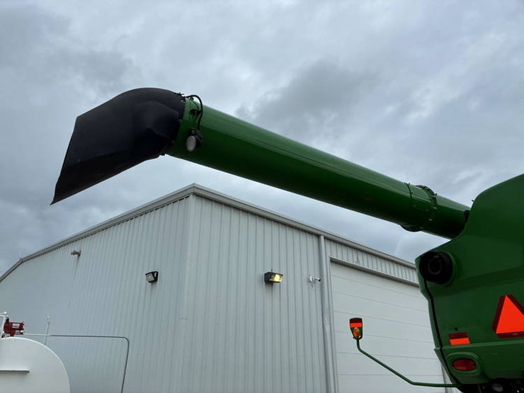 2014-john-deere-s680-image-27