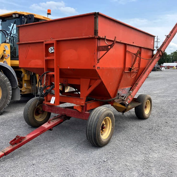 #10871 • J&M SEED WAGON
