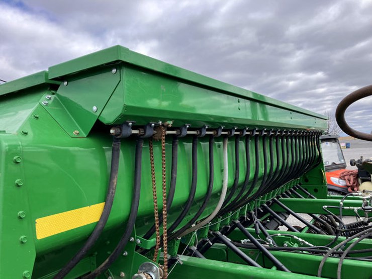 john-deere-1590-image-6