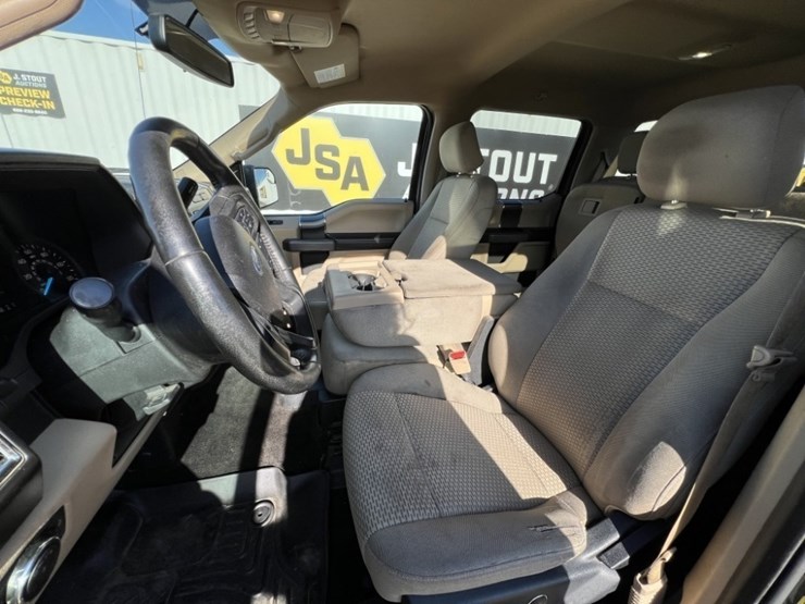 2015-ford-f150-xlt-image-28