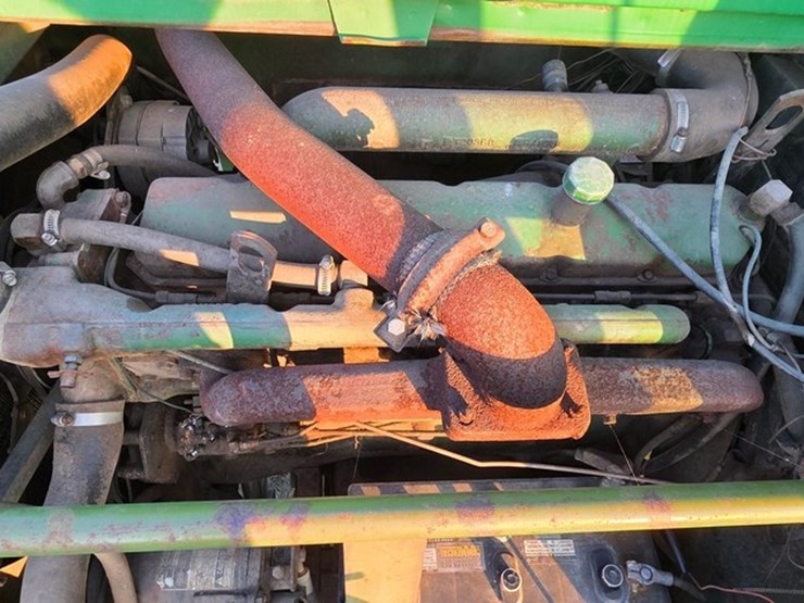 john-deere-4420-image-41