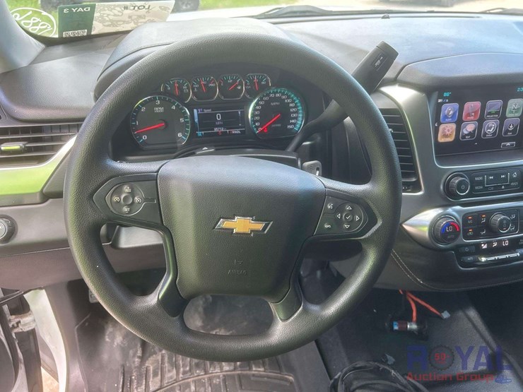 2020-chevrolet-tahoe-image-11