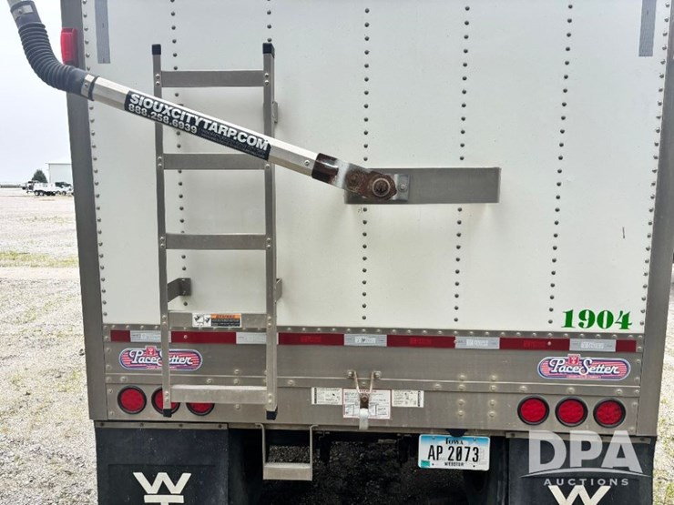 2014-wilson-grain-trailer-image-38