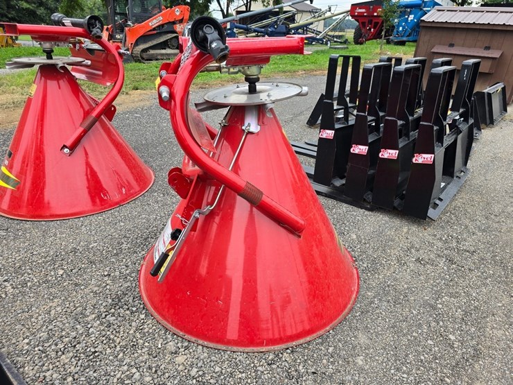 new-power-line-500-metal-3pt.-spin-spreader-image-1