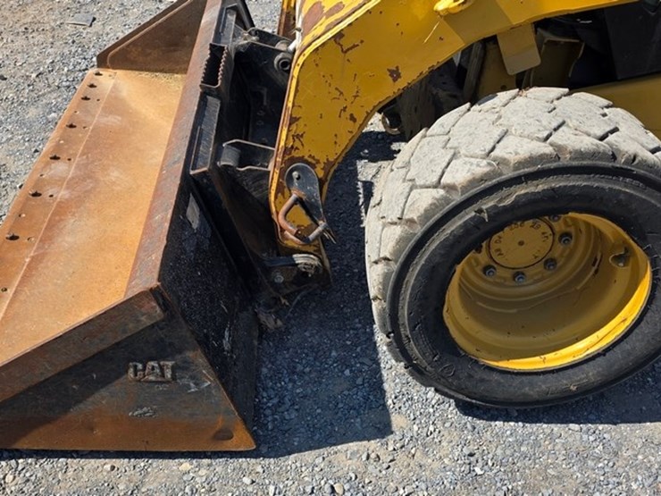 2012-caterpillar-272c-image-29