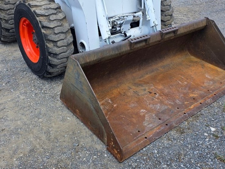 2011-bobcat-s630-image-6