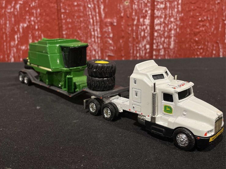john-deere-64-image-8